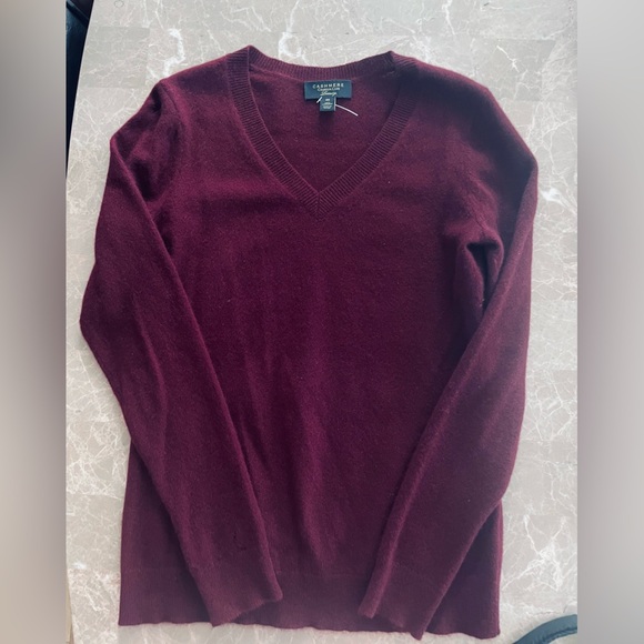 100% Cashmere Burgundy Charter Club Red V-Neck Sweater - Picture 6 of 13